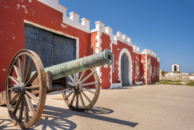 Castillo de San Felipe -  Museo Militar