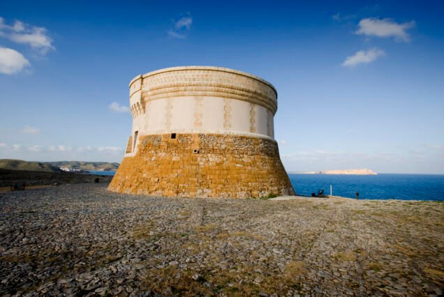 Torre de Fornells - Torre de defensa