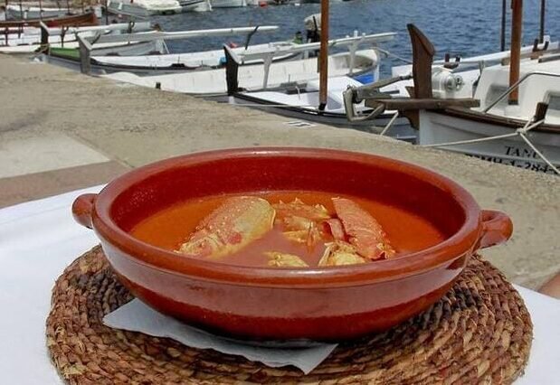 Gastronomic Journey with Mahón D.O. Cheese Tasting and Lobster Stew